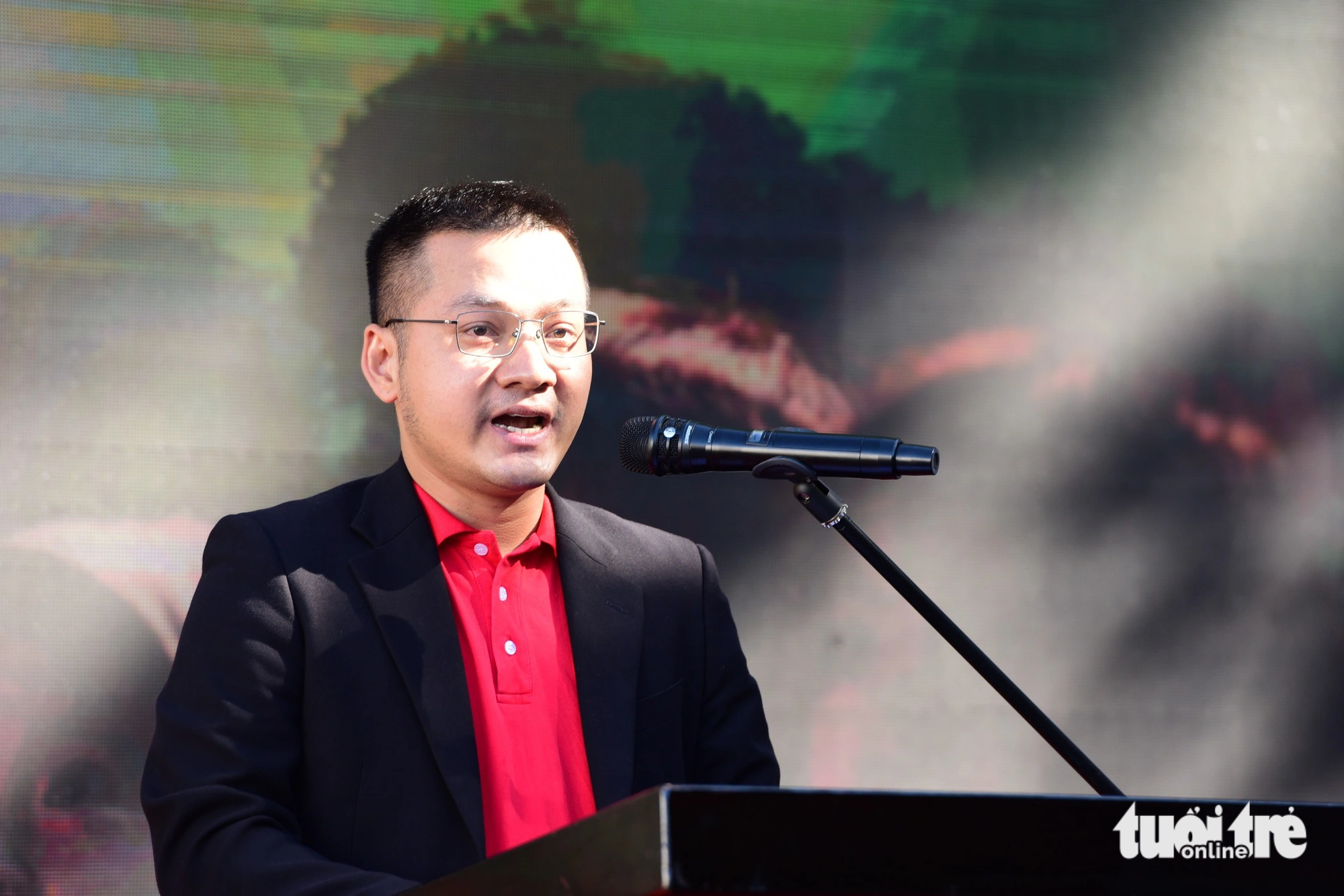 Ông Nguyễn Đức Mẫn, đại diện Công ty cổ phần Acecook Việt Nam, phát biểu tại chương trình phở cộng đồng ngày 10-12, nhân dịp Ngày của phở 12-12-2023 - Ảnh: DUYÊN PHAN